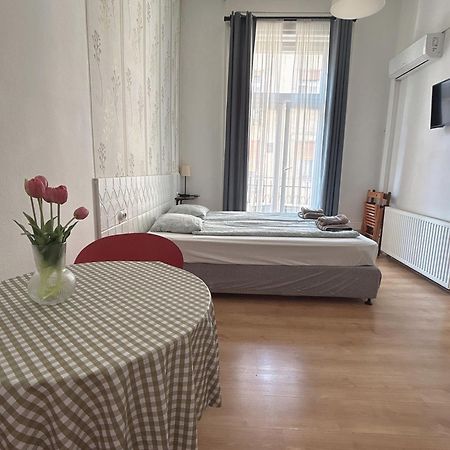 11# Sunflower Cozy Apartment Budapest Exterior foto